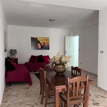 Casa Di Pippo דירה *